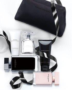 Jean-Charles RECHT - Photographe Cosmétique  - PARIS - Campagne -Narciso Rodriguez-